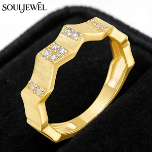 Bague Éternité Ondulée en Moissanite Plaqué Or 18K Souljewel, Argent S925, Unisexe, Sertissage Invisible, Forme Géométrique Irrégulière - Product Image 1