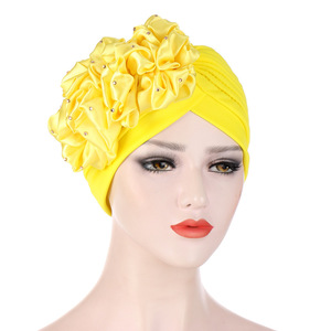 Nuevo Turbante Sharut con Flor Grande para Mujer - Pañuelo para la Cabeza de Algodón Indio con Apliques de Diamantes, Estilo Casual, Color Sólido - Product Image 3