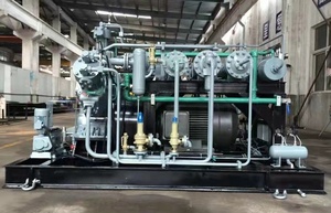 Compressore d'Aria Booster Airstone ad Alta Pressione 5800 <span class=keywords><strong>psi</strong></span> 400 bar Raffreddato ad Acqua 5m3/min - Product Image 2