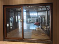 Puerta Corredera de Madera Maciza y Aluminio Compuesto con Aislamiento Térmico y Doble Acristalamiento para Balcón, Patio o Terraza de Villa