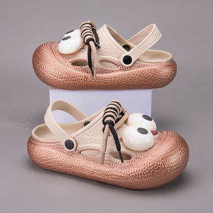 รองเท้าลำลองแบบสวมใส่สบายสำหรับฤดูร้อน น้ำหนักเบา ทนทานต่อการสึกหรอ เหมาะสำหรับใส่ในบ้าน นอกบ้าน และชายหาด - Product Image 3