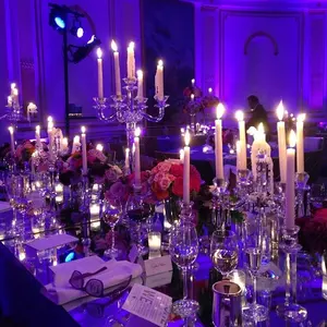 حامل شموع كريستال K9 عصري ورخيص بتصميم أوروبي يدوي الصنع لتزيين طاولة الزفاف وعيد الفصح بخمسة أذرع شفافة - Product Image 2