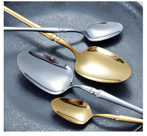 Ensemble de couverts jetables en acier inoxydable à petite taille, manches en plastique pour les fêtes - Couteau, fourchette, cuillère de célébrité d'Internet, vaisselle - Product Image 5