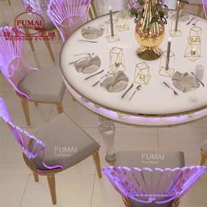 Bàn ghế cưới tròn trong suốt bằng acrylic cao cấp có đèn LED - Product Image 3