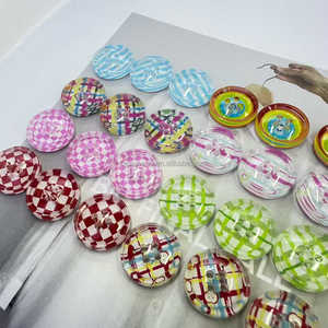 <span class=keywords><strong>2025</strong></span> trẻ em mới tự làm nút tròn Acrylic 4 lỗ nút kẻ sọc trong suốt in nút Acrylic hạt trang trí - Product Image 6