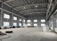 Entrepôt à structure métallique avec cadre en acier préfabriqué moderne pour bâtiments logistiques et d'entreposage – Conception gratuite, installation rapide