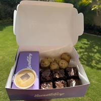 Boîte à compartiments pour mini-burgers en carton blanc recyclable et écologique, impression quadricolore pour l'emballage de la restauration rapide