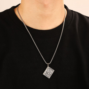 Nuovi arrivi <span class=keywords><strong>collana</strong></span> cristiana Flip <span class=keywords><strong>collana</strong></span> libro bibbia all'ingrosso <span class=keywords><strong>collana</strong></span> croce creativa gioielli regali per Christian - Product Image 4