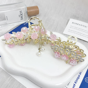 Hepburn Style lumière luxe doux métal Rose gland pince à griffe unisexe haute requin pince arrière de la tête chignon cheveux ac - Product Image 2