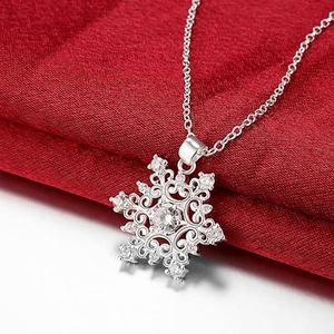 Collana con ciondolo a fiocco di neve in lega di zinco placcata argento con zirconi cubici, gioiello classico da donna per tutti i giorni, idea regalo. - Product Image 1