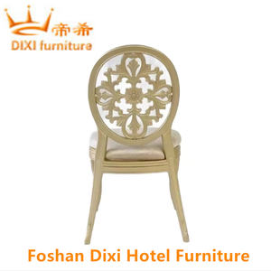 Venta al por mayor de sillas de resina de plástico dorado para bodas, sillas reales para eventos, fiestas, banquetes, bodas, sillas europeas - Product Image 5