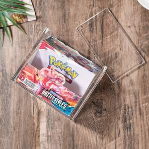 กล่องเก็บการ์ดอะคริลิกใสสำหรับโปเกมอน TCG บูสเตอร์แพ็ค ชั้นวางโชว์บนโต๊ะ ประกอบสำเร็จ น้ำหนักเบา ดีไซน์ทันสมัย - Product Image 1