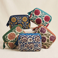 Pochette de maquillage en coton matelassé à motifs floraux, imprimée à la main, vente en gros