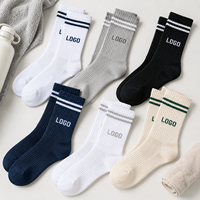 Chaussettes de course personnalisées avec logo, chaussettes athlétiques respirantes avec soutien de la voûte plantaire, OEM ODM