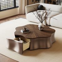 Table Basse Italienne Moderne Vintage en Bois Massif, Design Papillon Pétale Nuage Simple, Décoration Maison pour Salon, Style Bois Massif