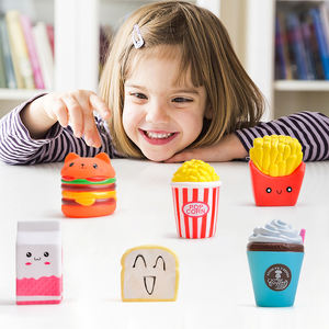 Jouet à presser en PU en forme <span class=keywords><strong>de</strong></span> fast-food <span class=keywords><strong>de</strong></span> dessin animé, jouet anti-stress pour enfants, jouet à presser pour <span class=keywords><strong>jouer</strong></span> en intérieur - Product Image 1