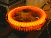 Machine de traitement thermique par induction à haute précision JKZ CNC-1000 pour roues de chemin de fer, diamètre de pièce de travail 1500 mm, servo CNC