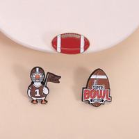 Broches en métal en gros pour le sport, personnalisées, motif canard mignon, style dessin animé, accessoires en métal pour vêtements, thème football américain