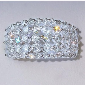 Anello vintage cavo da donna con design intarsiato scintillante, gioielli eleganti e alla moda - Product Image 1