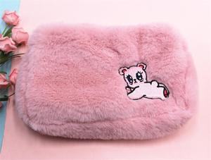Trousse de <span class=keywords><strong>maquillage</strong></span> en tissu éponge avec logo personnalisé de Royal Fair, pochette en peluche molletonnée douce mignonne avec logo brodé - Product Image 2