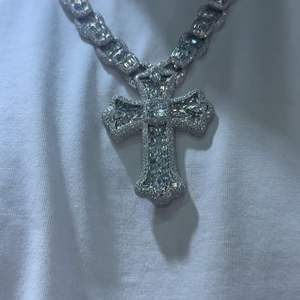 Joyería de fiesta de rapero de lujo personalizada VVS Baguette Moissanite Diamond Iced Out Custom Cross Charm colgante collar - Product Image 4