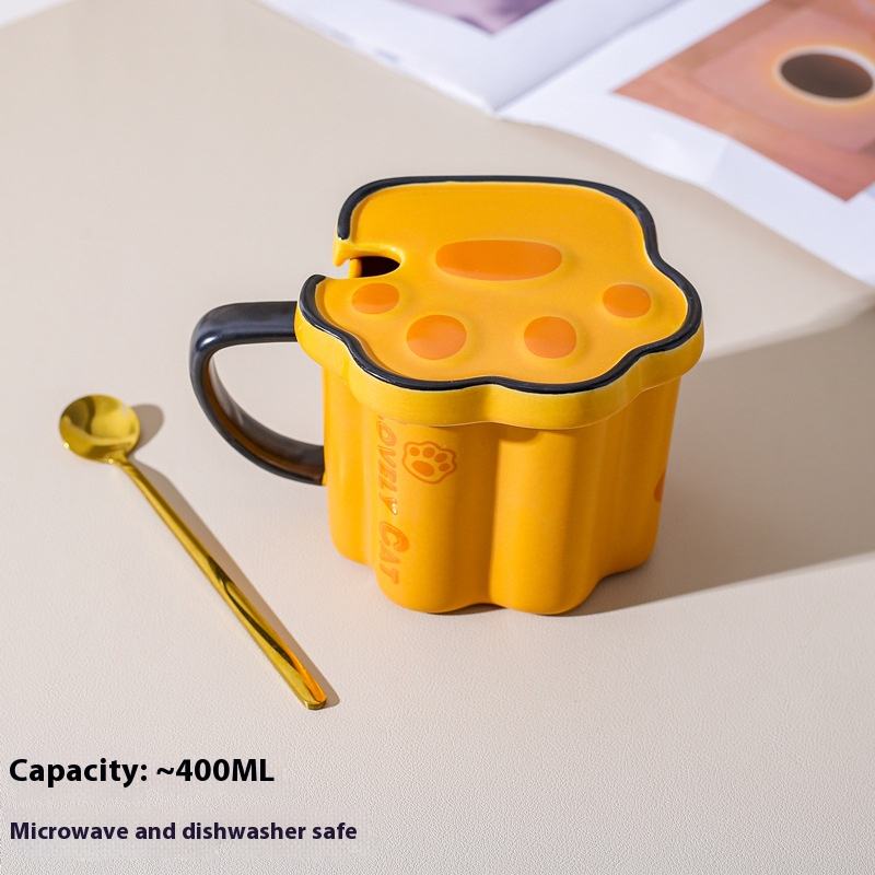 สีเหลือง