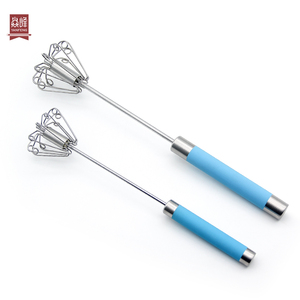 YF Semi-Automatique En Acier Inoxydable Main Batteurs D'oeufs Alimentaire <span class=keywords><strong>et</strong></span> Crème Mélangeur Manuel Auto Tournant Oeuf <span class=keywords><strong>Fouet</strong></span> - Product Image 2