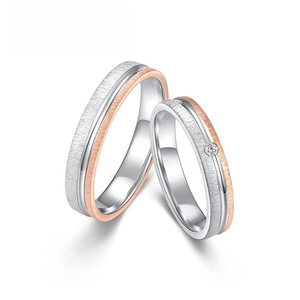 Anello di Coppia in Acciaio Inossidabile Bicolore con Diamante CZ Opaco, Fede Nuziale per Lui e Lei - Product Image 1