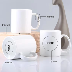 Tazas de Cerámica Blancas de 11 oz al Por Mayor con Asa de Color para Sublimación, Taza Blanca Personalizada para Amantes del Café - Product Image 1