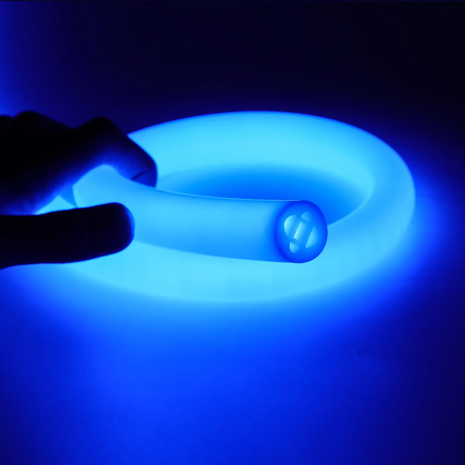 Tavan su geçirmez silikon yuvarlak RGB 360 Derece renkli esnek şerit Neon 360 Derece Led Neon Flex