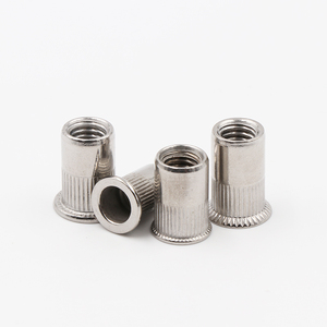 صلب مقاوم للصدأ 304 316 صامولة مدورة مسطحة الرأس مظللة صامولة - Product Image 1