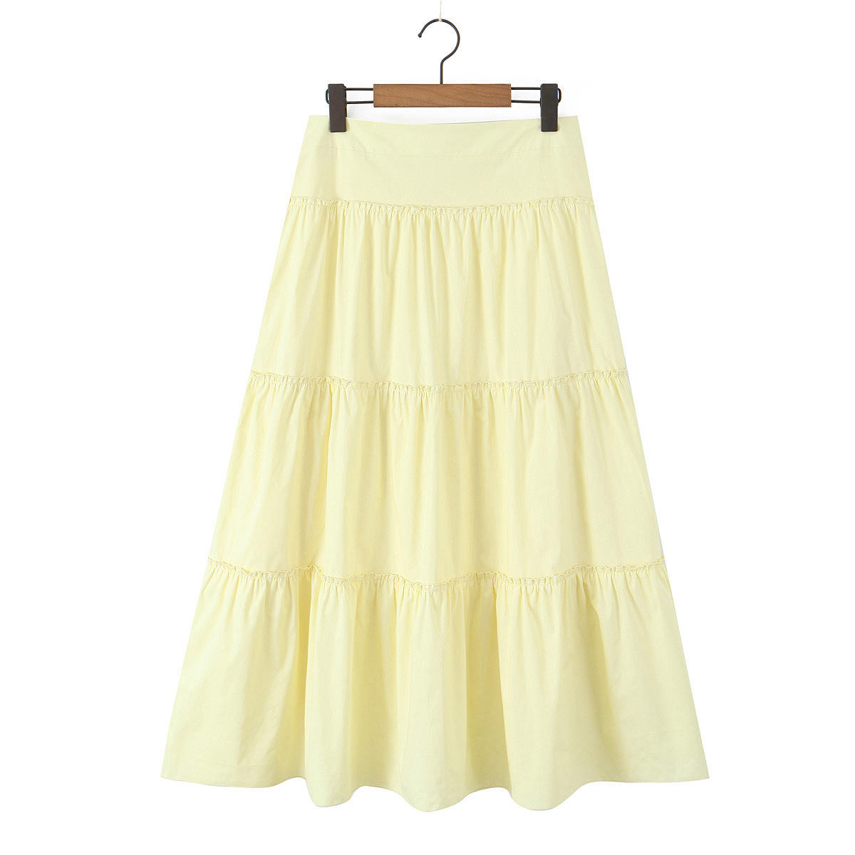 กระโปรงสั้นสีเหลือง