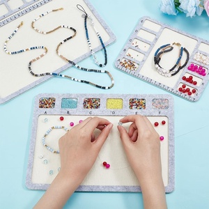 3 Ontwerpen Vilt Kralen Matten Sieraden Diy Kralen Bord Sorteren Tray Kralen Bord Met Centimeter Alfabetische Schaal Voor Armband Maken - Product Image 4