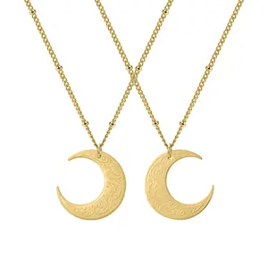 Personalized Arabic Calligraphy Faith Religious Jewelry Islamic Muslim Ayatul Kursi Moon Necklace 18K Gold Eid Pendant
