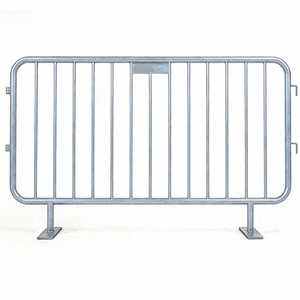 Panneaux <span class=keywords><strong>de</strong></span> clôture <span class=keywords><strong>de</strong></span> contrôle des foules galvanisés personnalisés, amovibles, portables, barrière <span class=keywords><strong>de</strong></span> clôture <span class=keywords><strong>de</strong></span> contrôle des foules, provenant d'une usine chinoise - Product Image 1