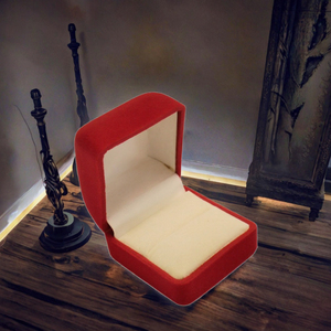 Wholesale Hot <b>Cheap</b> Exquisite FENFEN Packaging Red Black Blue Ring Pendant Bracelet Jewelry Packaging <b>Box</b> Velvet Material - Product Image 3