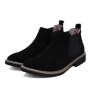 Stivaletti Chelsea da <span class=keywords><strong>Uomo</strong></span> alla Moda in Pelle Scamosciata Nera di Alta Qualità con Logo Personalizzato per l'Inverno - Product Image 2