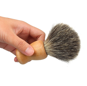 Brosse à barbe de luxe personnalisée avec logo, poils doux véganes, outil de <span class=keywords><strong>rasage</strong></span> en bois pour la marque de soins pour hommes - Product Image 5