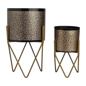 High On Demand Metal Planter for Indoor Outdoor Plants Home Office Cafe and Hotel Decoration Available At Affordable Price - Product Image 1