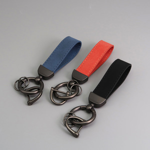 Porte-clés en cuir de voiture personnalisé avec logo anti-perte avec anneau de boucle Porte-clés en cuir PU Mousqueton Porte-clés en métal estampé vierge - Product Image 5