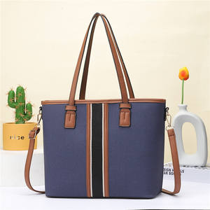 Bolso Bandolera de Moda para Mujer al por Mayor de Fábrica, con Cierre de Cremallera, Patrón de Piel de Serpiente, Material PU, Correa de Cadena, Colorido - Product Image 4