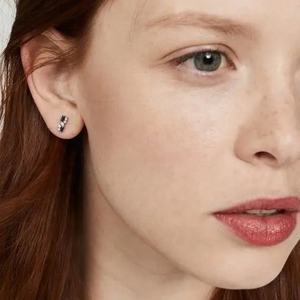 Lozrunge perhiasan jumlah besar diisi emas grosir kustom pelangi Baguette dan berlian halus kristal anting kancing - Product Image 2