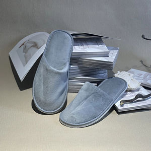 Роскошные 5-звездочные гостиничные Тапочки дешевые мягкие закрытые белые коралловые Флисовые Тапочки для гостей комнаты одноразовые гостиничные тапочки для Hotelroom - Product Image 4