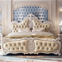 Cadre de lit double luxueux et épuré, style européen français moderne, minimaliste, écologique, avec revêtement en similicuir sculpté