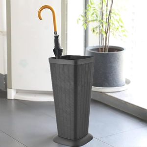 Porte-parapluie haut en plastique, structure tressée effet rotin, 26x26x51,5 cm, panier rectangulaire résistant pour rangement d'entrée - Product Image 3