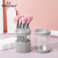 Marque privée en gros 7 pièces pinceaux de maquillage professionnel en laine de nylon rose avec conteneur de réglage de diamant
