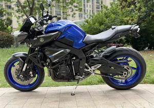 <span class=keywords><strong>Moto</strong></span> <span class=keywords><strong>Yamaha</strong></span> <span class=keywords><strong>MT</strong></span>-<span class=keywords><strong>10</strong></span> 1000cc CP4 à quatre cylindres en ligne, Hyper Naked, IMU, ABS, TCS, TFT, haute performance, <span class=keywords><strong>moto</strong></span> de rue - Product Image 4