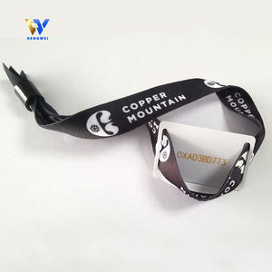Pulsera NFC personalizada Código <span class=keywords><strong>QR</strong></span> Entradas para eventos del festival, pulseras RFID tejidas, pulseras NFC desechables - Product Image 1