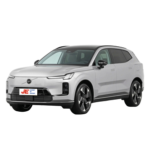<span class=keywords><strong>XC70</strong></span> Híbrido 2025 4WD Deluxe, SUV Grande, Automático de 8 Velocidades, 1.5T Híbrido de Alto Rendimiento, Interior Oscuro, Seguro y Lujoso, Neumáticos R21, 5 Plazas - Product Image 1