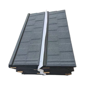 Tuiles de toiture en métal revêtues de pierre durables 50 ans, style <span class=keywords><strong>ardoise</strong></span> européenne, résistantes à la chaleur et aux intempéries, fabriquées à la machine, pour toitures d'appartements et de villas - Product Image 4